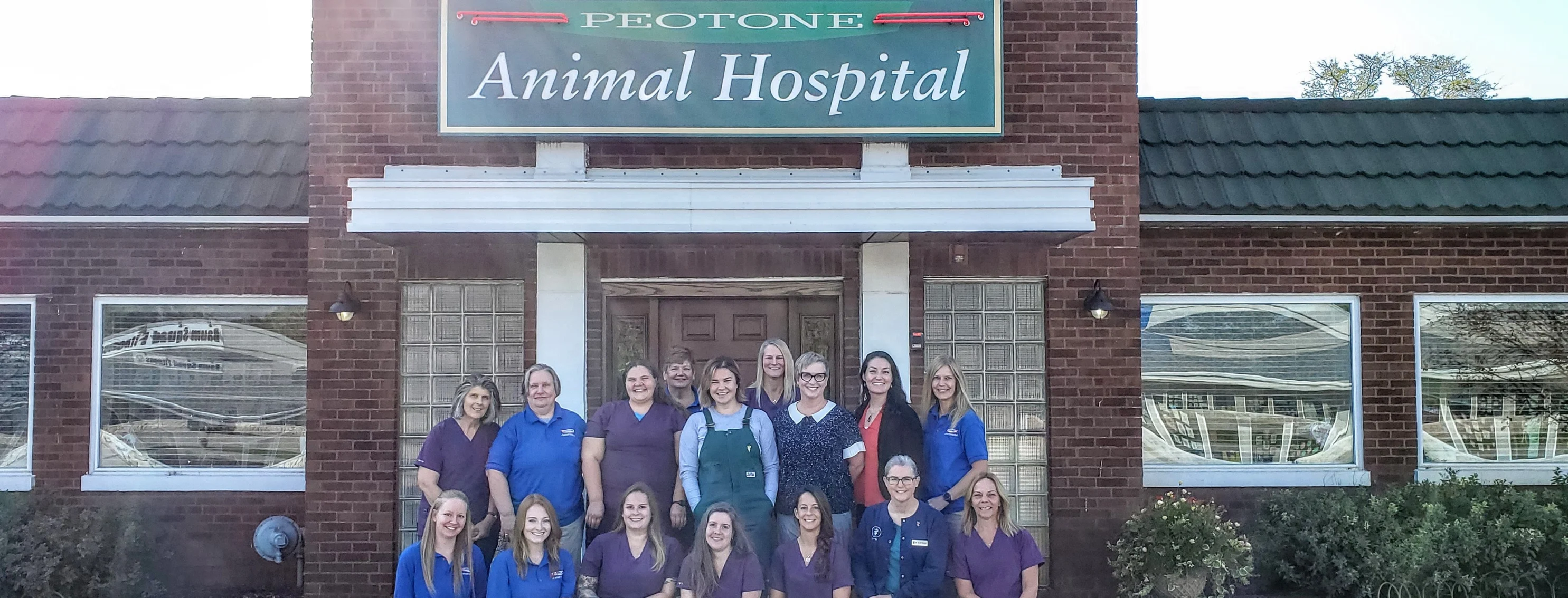 Peotone Animal Hospital Team Photo